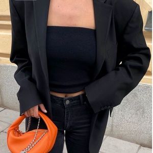 Djerf Avenue black tube top 🖤🕊️